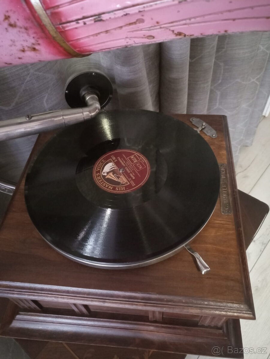 Gramofon s troubou - 6