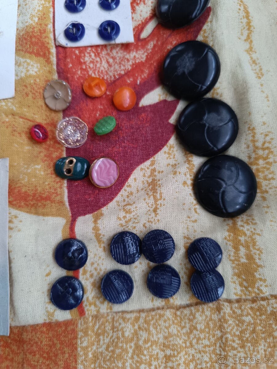 Knoflíky - 6