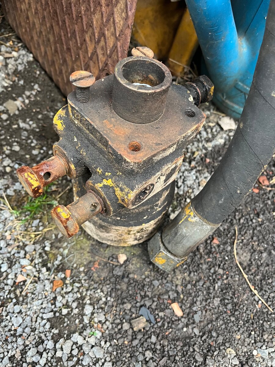 Hon un 053 dily AKČNÍ CENA vše za 10 000,- - 6