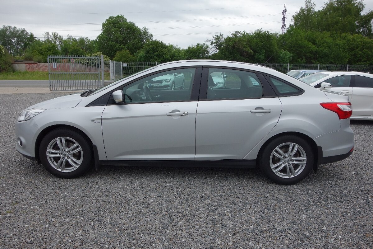 Ford Focus 1.6 TREND 77kW 2012 ČR - 6
