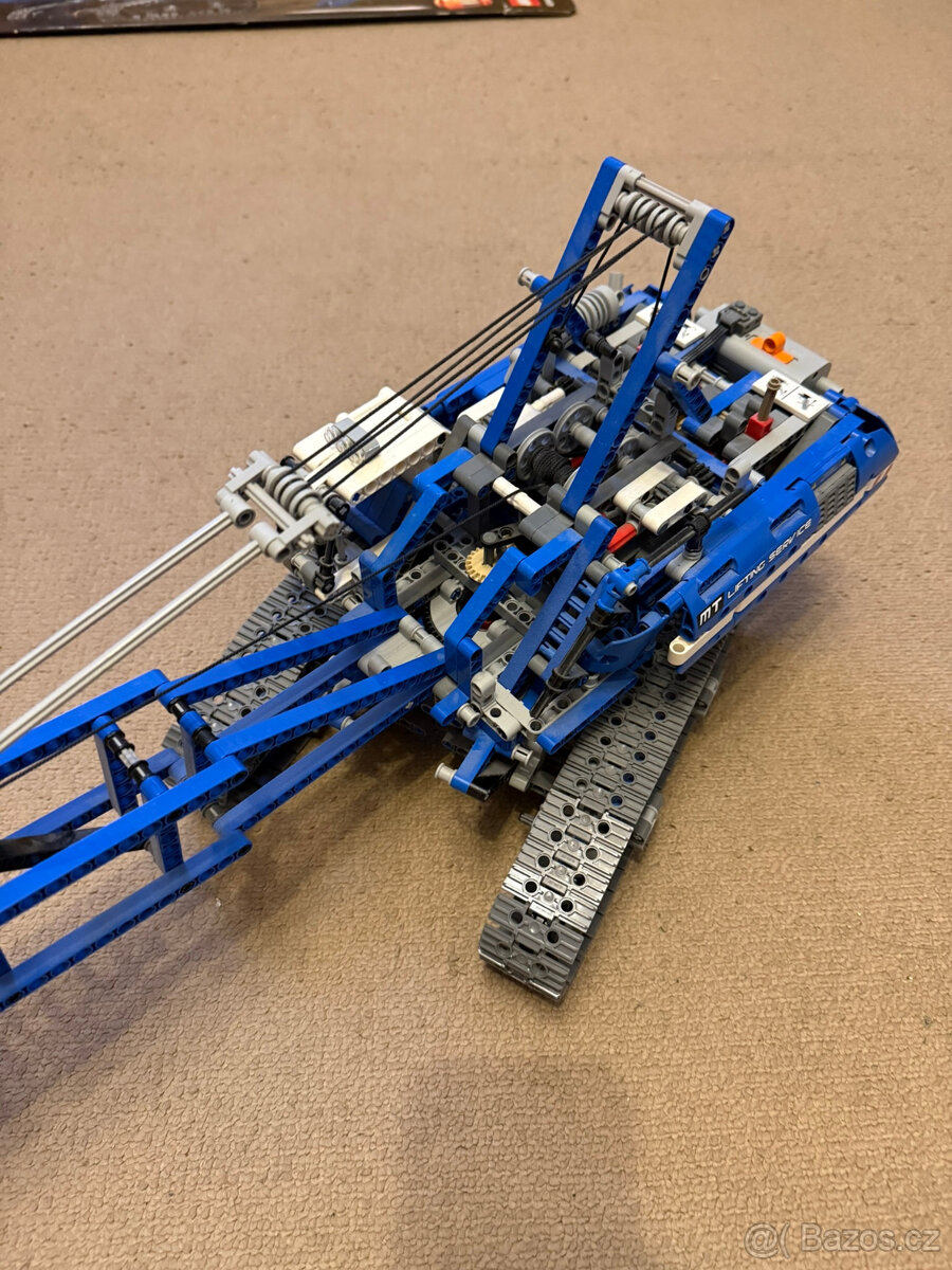 Lego Technic 42042 Pásový jeřáb - 6