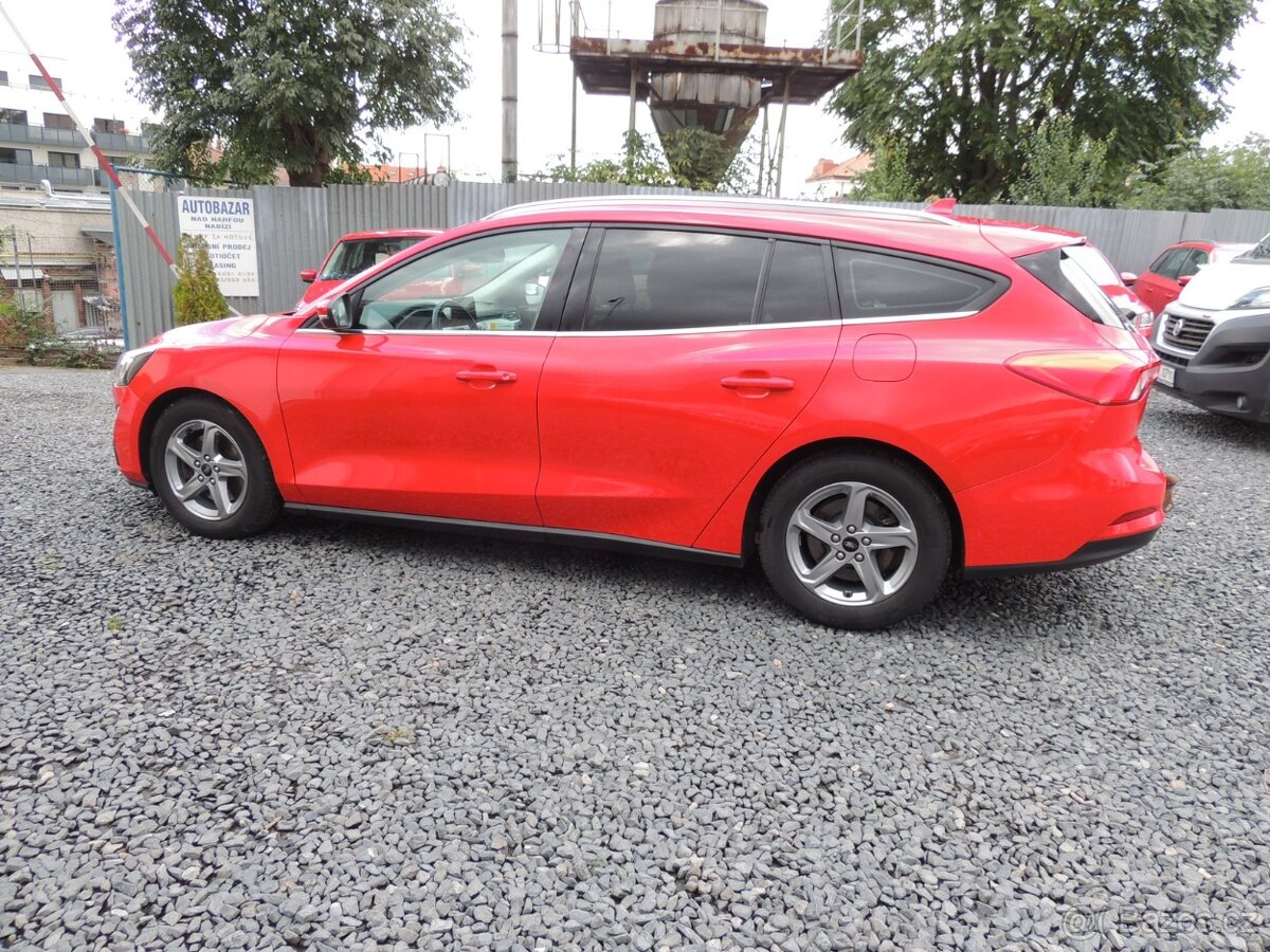 Ford Focus Combi 1.0i,92kw,ČR,1.maj.Taž.zař. - 6