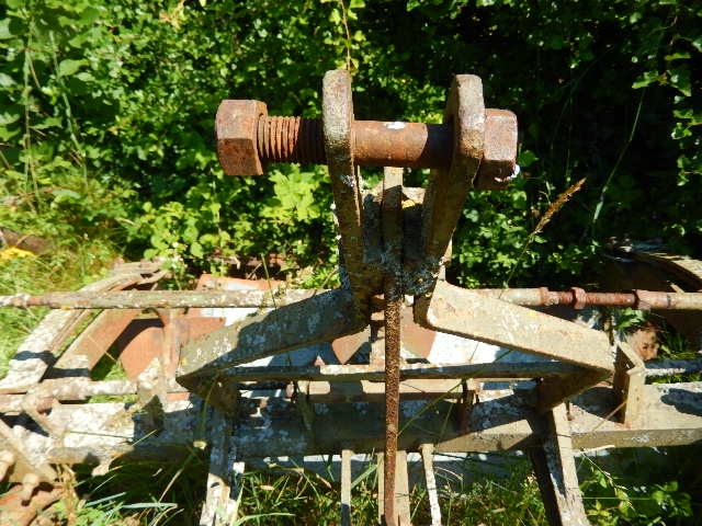 Proorávačka brambor na 3 brázdy, nesená, funkční, viz. foto. - 6