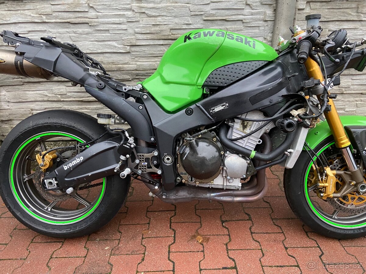 KAWASAKI ZX-6R NINJA model 2008 - 6