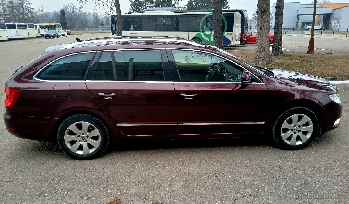 Superb Combi 2.0 TDi DSG 4x4 99 000 Km. - 6