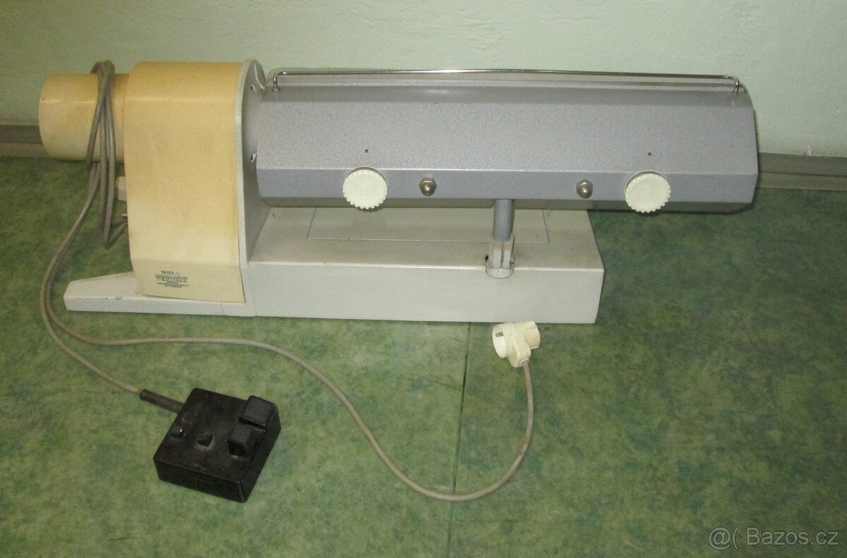 Šikovný stolní mandl Veritas - 6