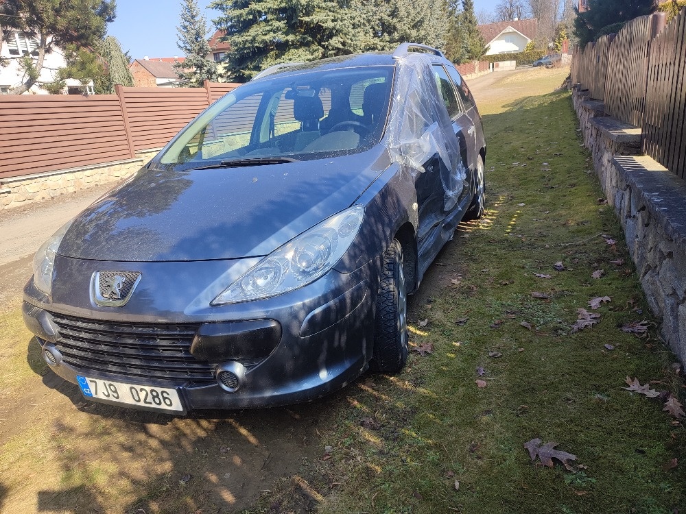 Peugeot 307 SW 1,6 hdi - 6