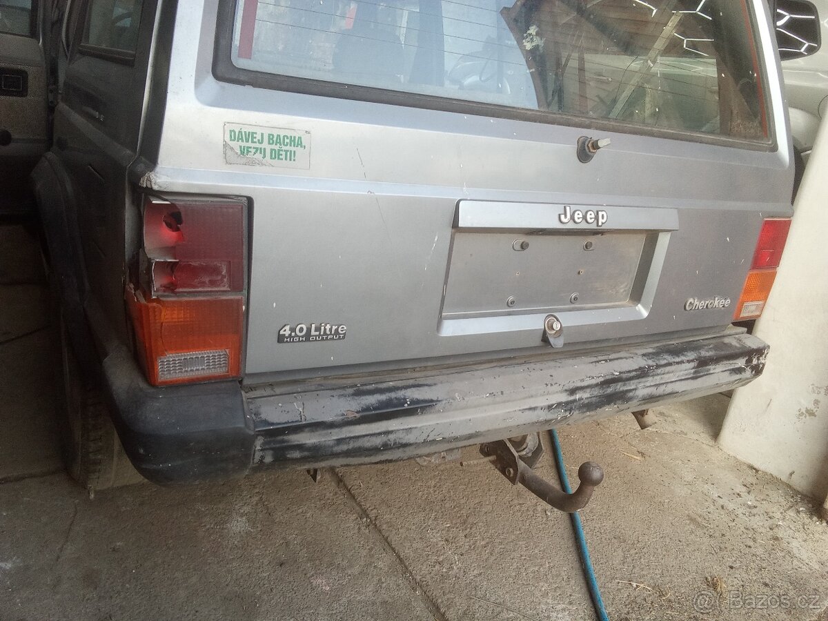 Jeep Cherokee xj - 6
