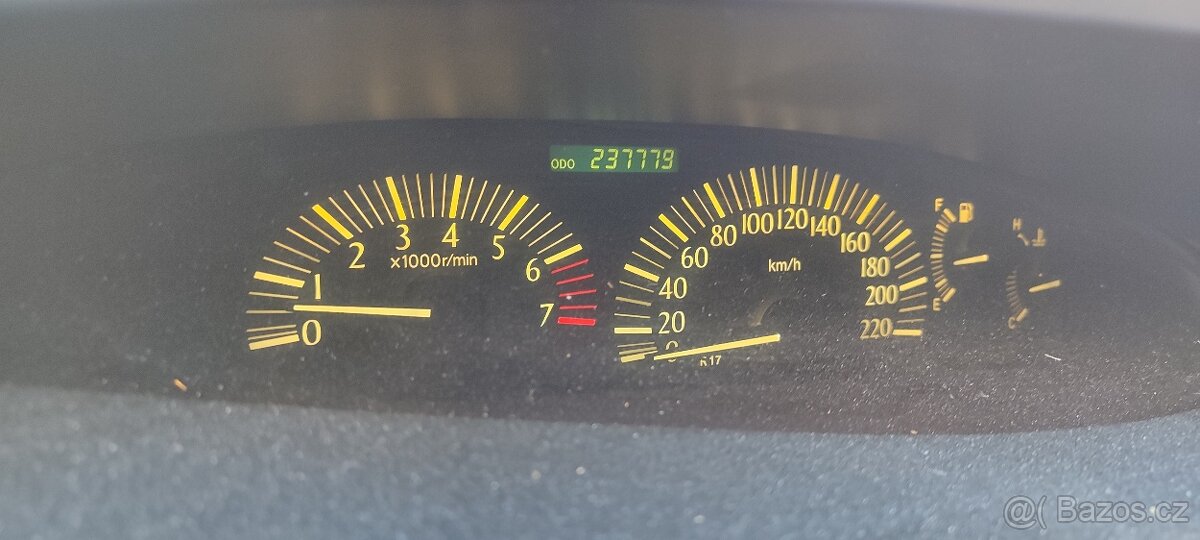 Toyota Previa - 6