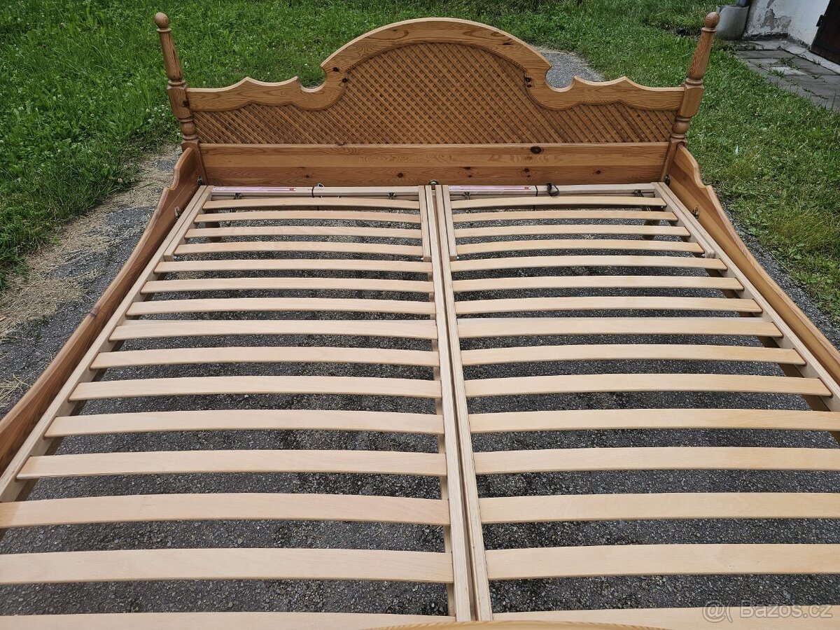 Masivní královská postel 200x200 cm - 6