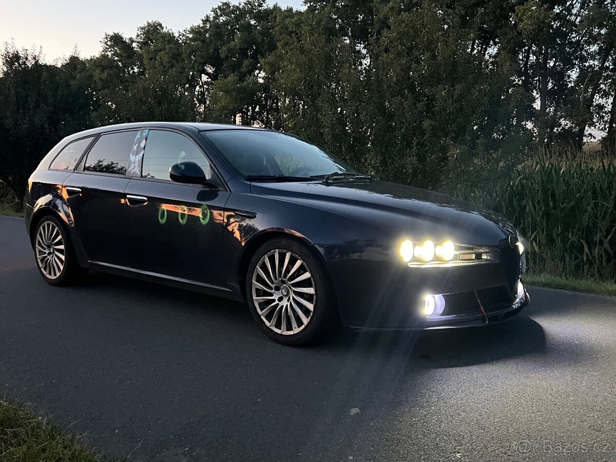 Alfa romeo 159 - 6