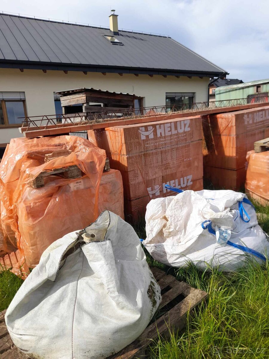 Zbytky ze stavby - 6