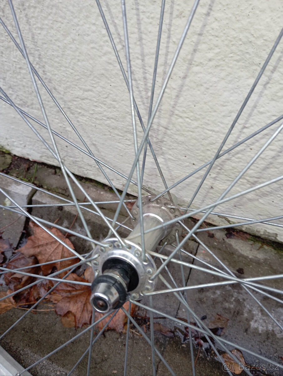 prodám přední kolo 26 - 6