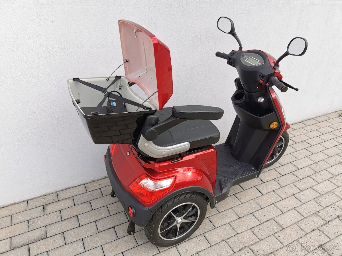 Elektrický skútr Selvo 31000 - 6