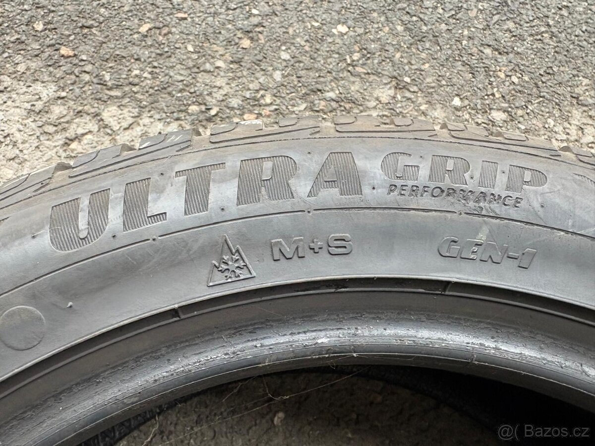 2x zimní 215/55 R17 98V zn. GOODYEAR - 6