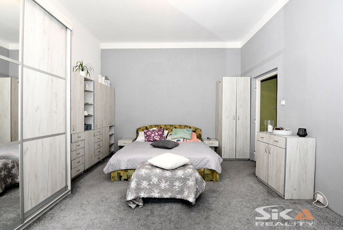 Prodej bytu 2+1 + garáž, 76 m2 + 29 m2 - 6