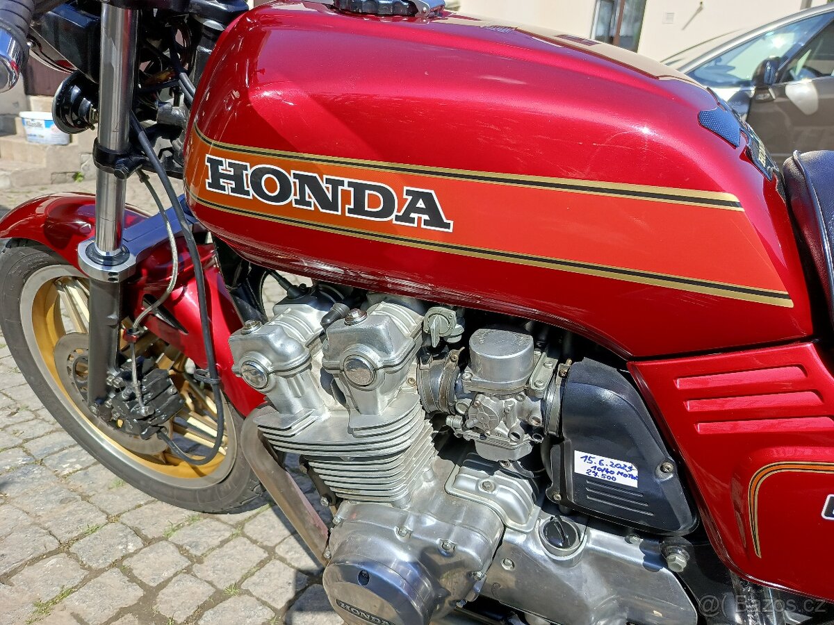 Honda RC04 cb750f - 6