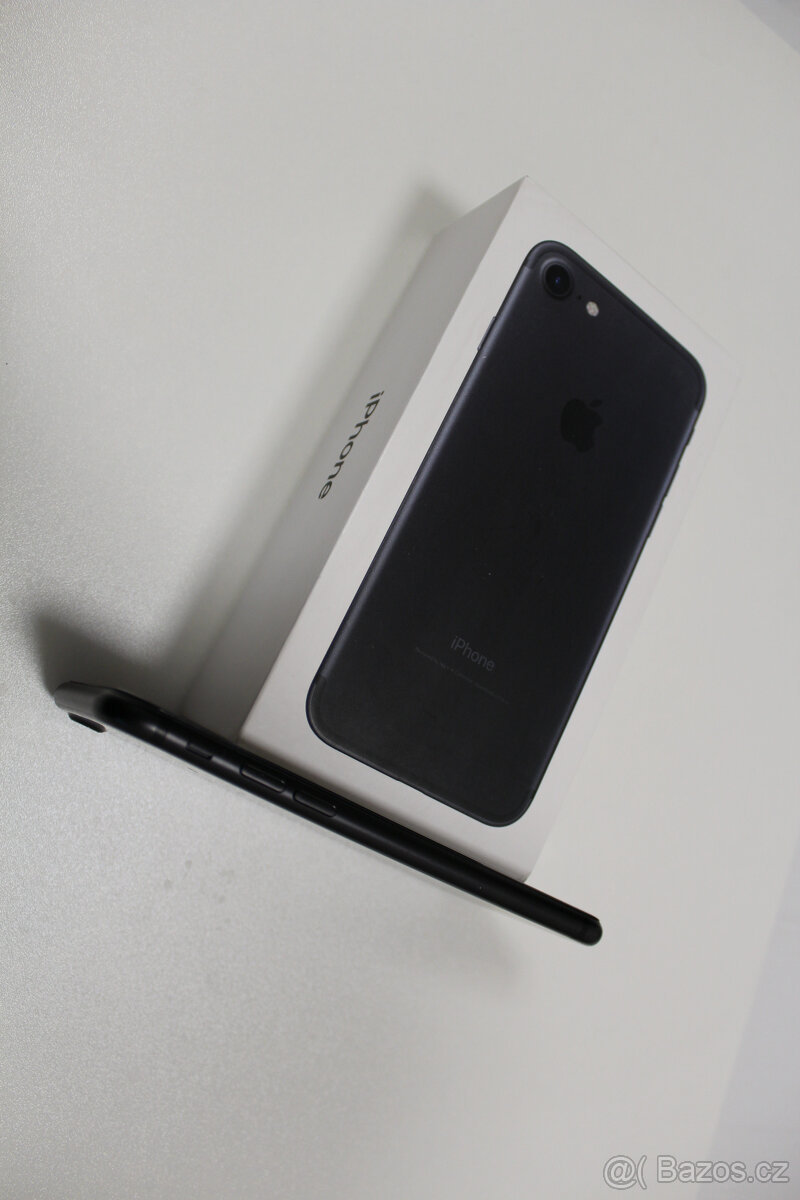 Apple iPhone 7 32gb BLACK - 6