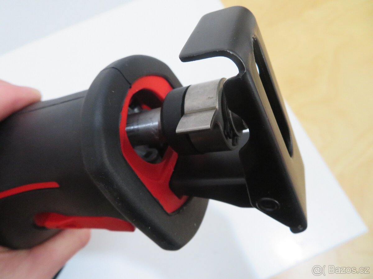 Nová pila ocaska Einhell TE-AP 750 E - 6