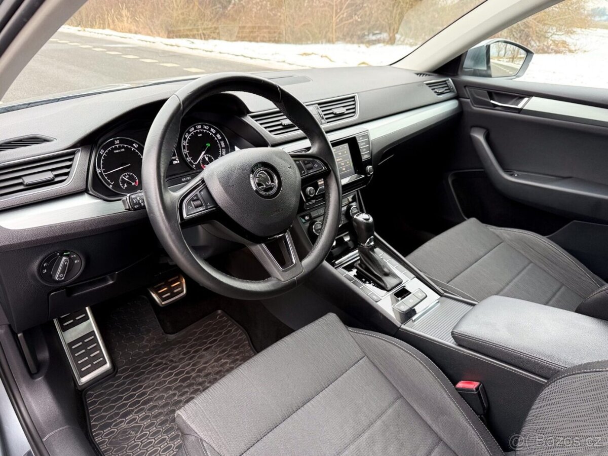 Škoda Superb Combi 1.6 TDI Ambition DSG - 6