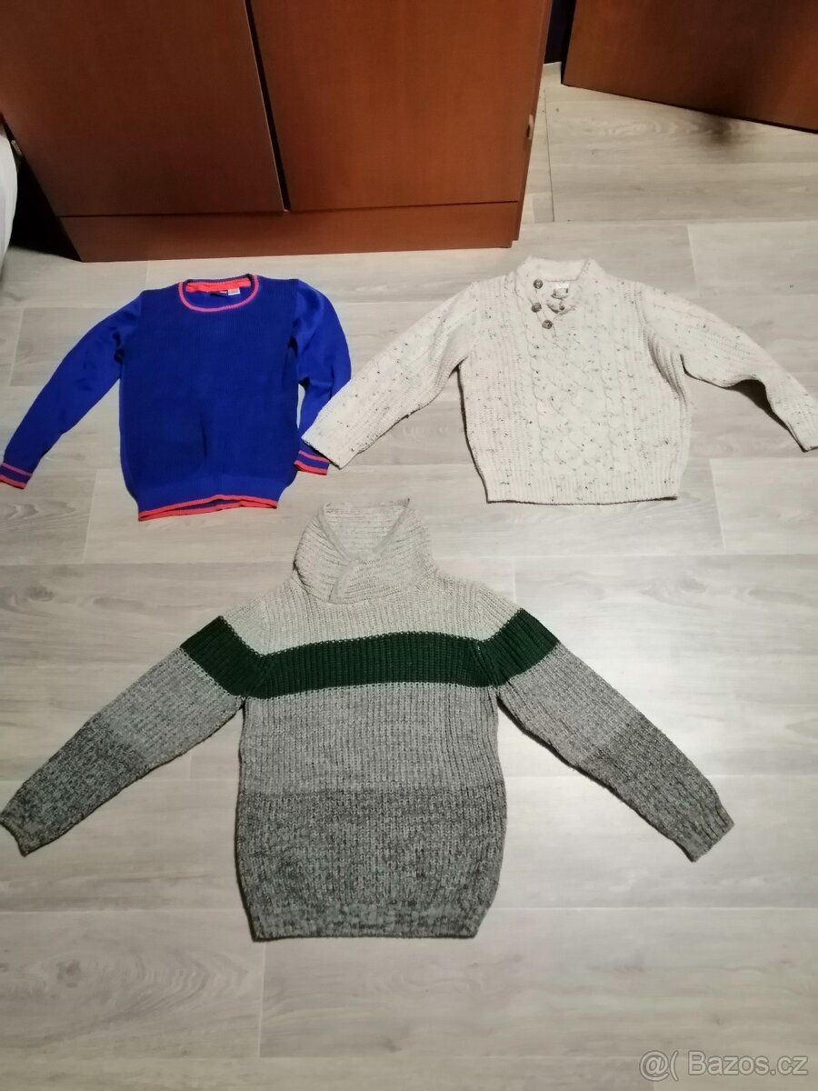 Prodám bundy, mikiny, svetry - 6