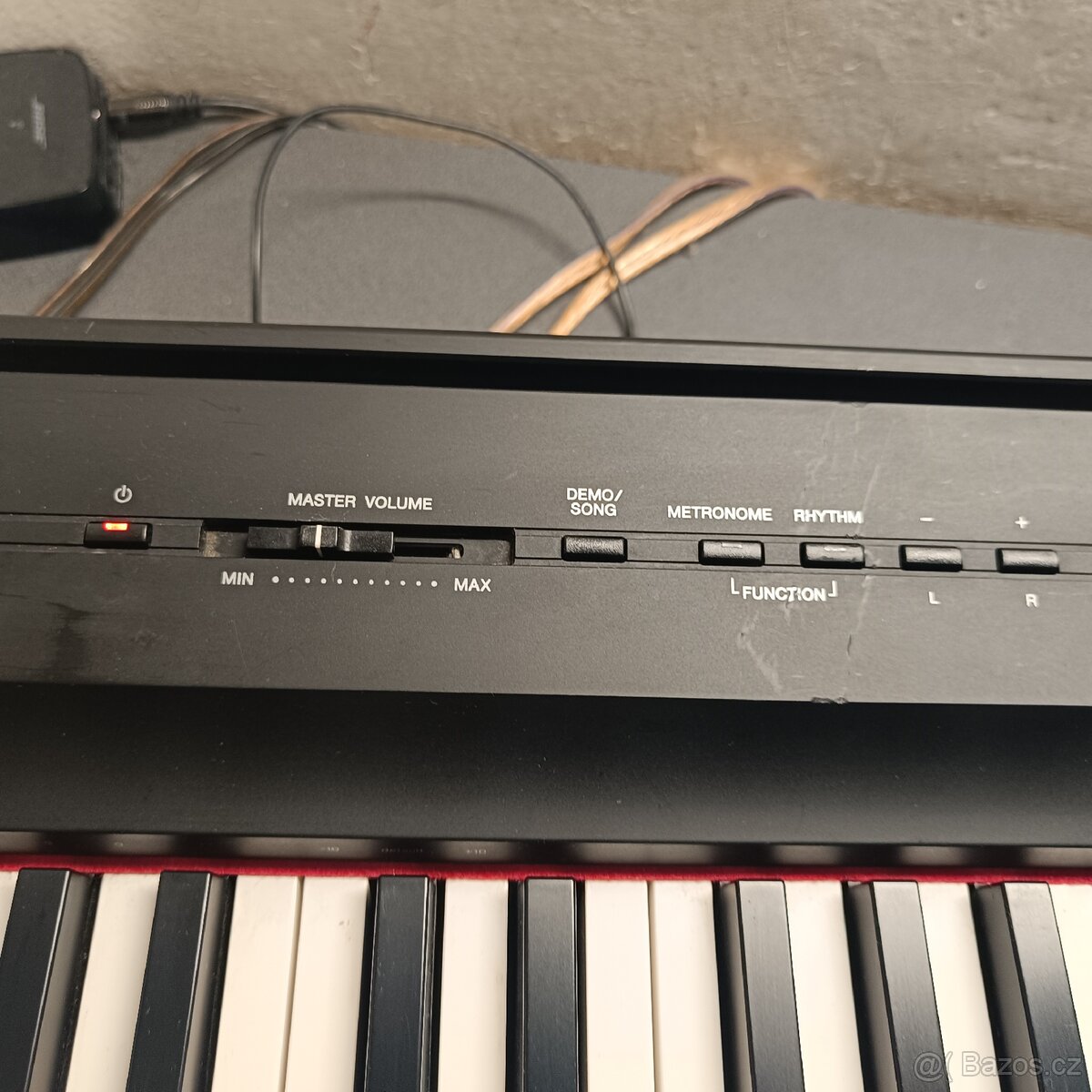 YAMAHA DIGITAL PIANO P-121 - 6
