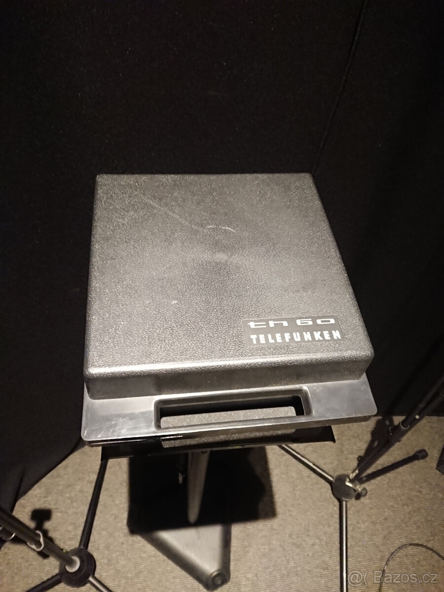 PRODÁNO Historická sluchátka Telefunken TH 60 - 6