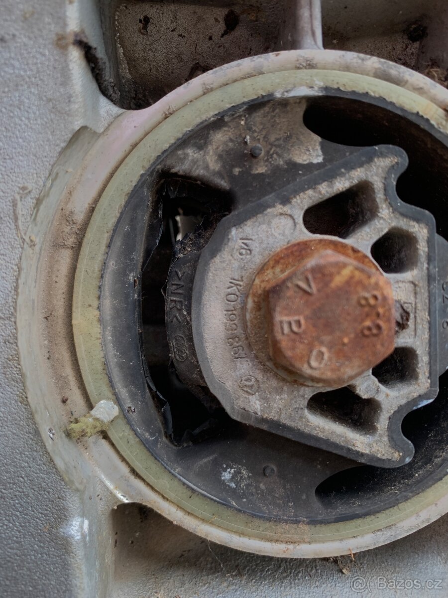 Přední nápravnice VW Touran se stabilizátorem - 6