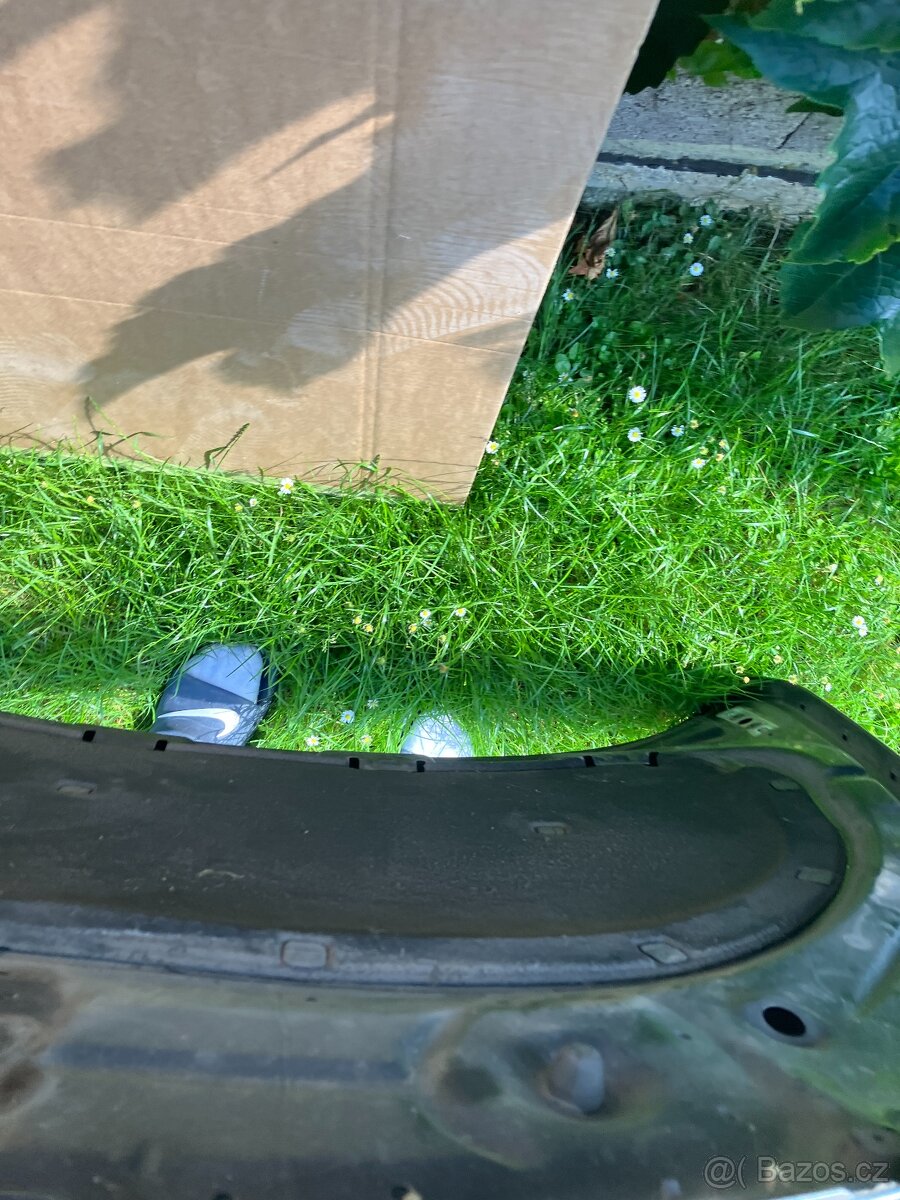 skoda fabia II 2 roomster haubna 9462 kapota lift - 6