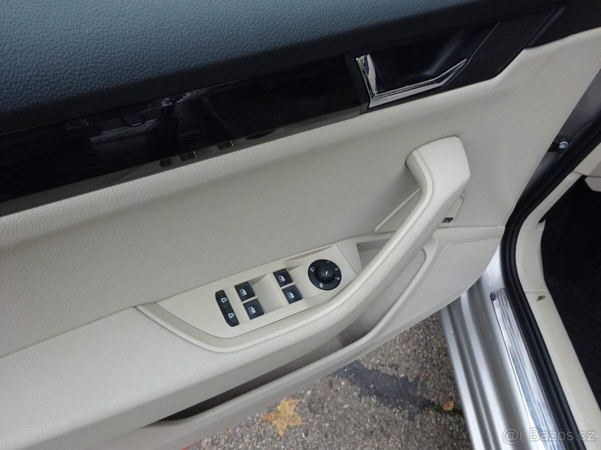 Škoda Superb 2.0 TDI Combi 4x4 L&K r.v.2018 (DPH) ČR - 6