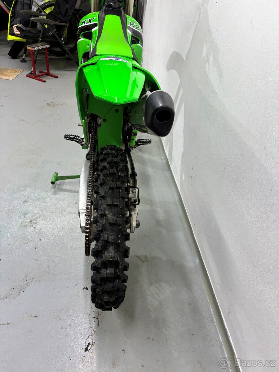 Kawasaki KX 250 F - 6