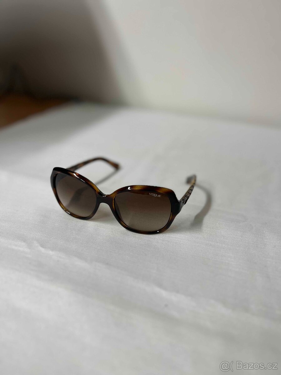 Sluneční brýle Vogue - 6