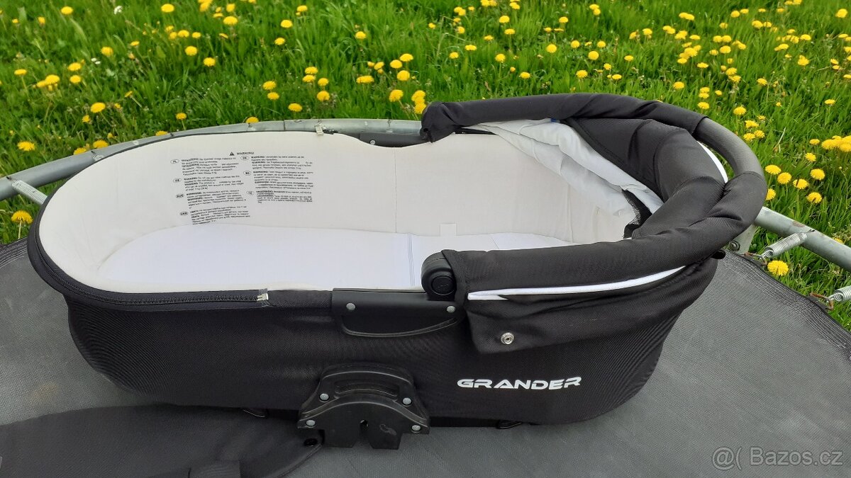 Kočárek GRANDER - korba - 6