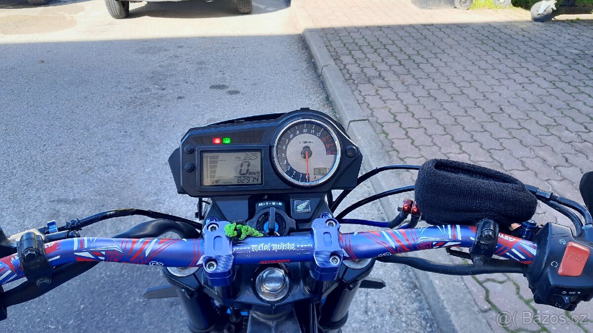 Honda CB900F Hornet - 6