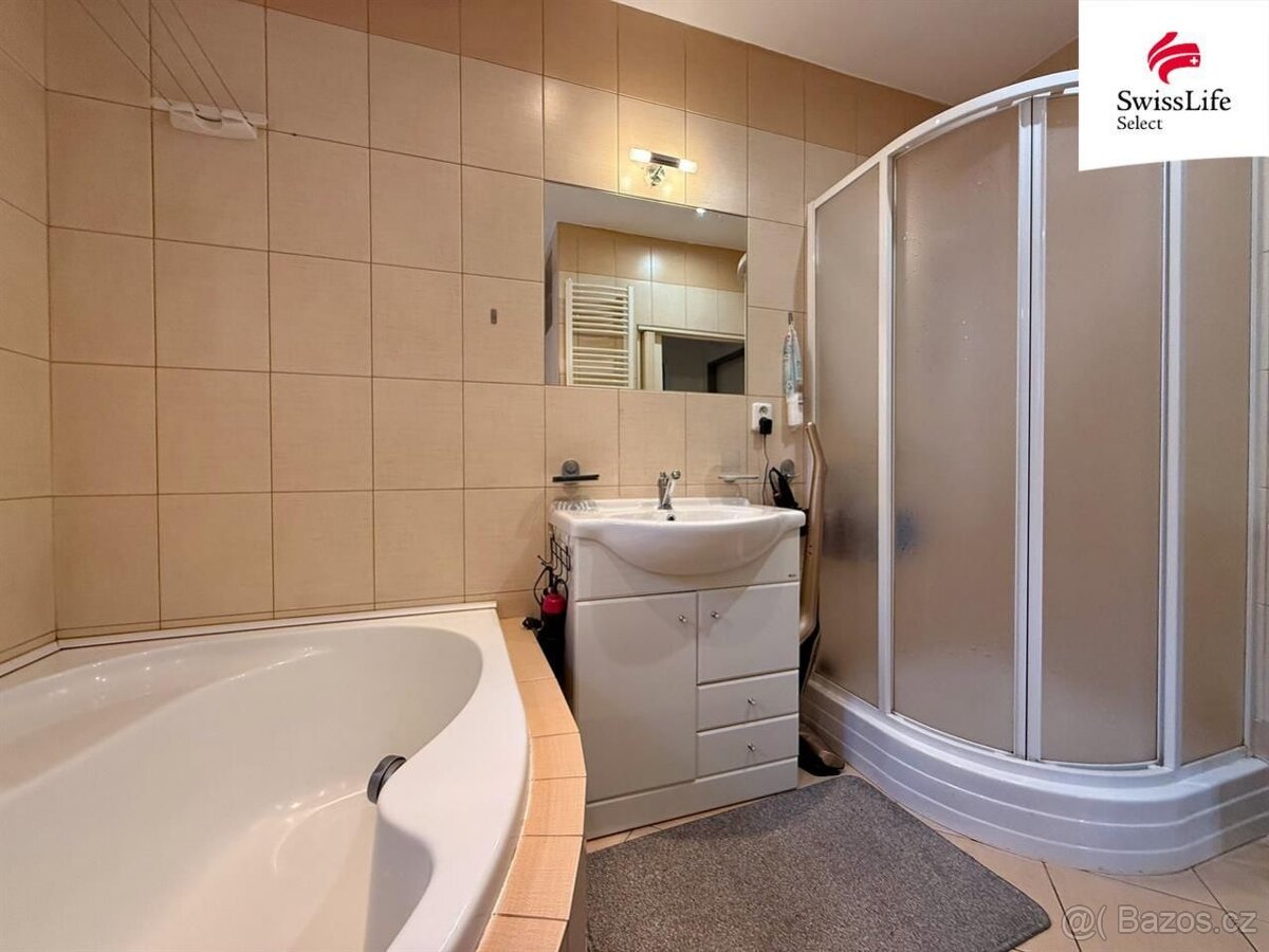 Pronájem bytu 1+kk 35 m2 Krakonošovo náměstí, Trutnov - 6