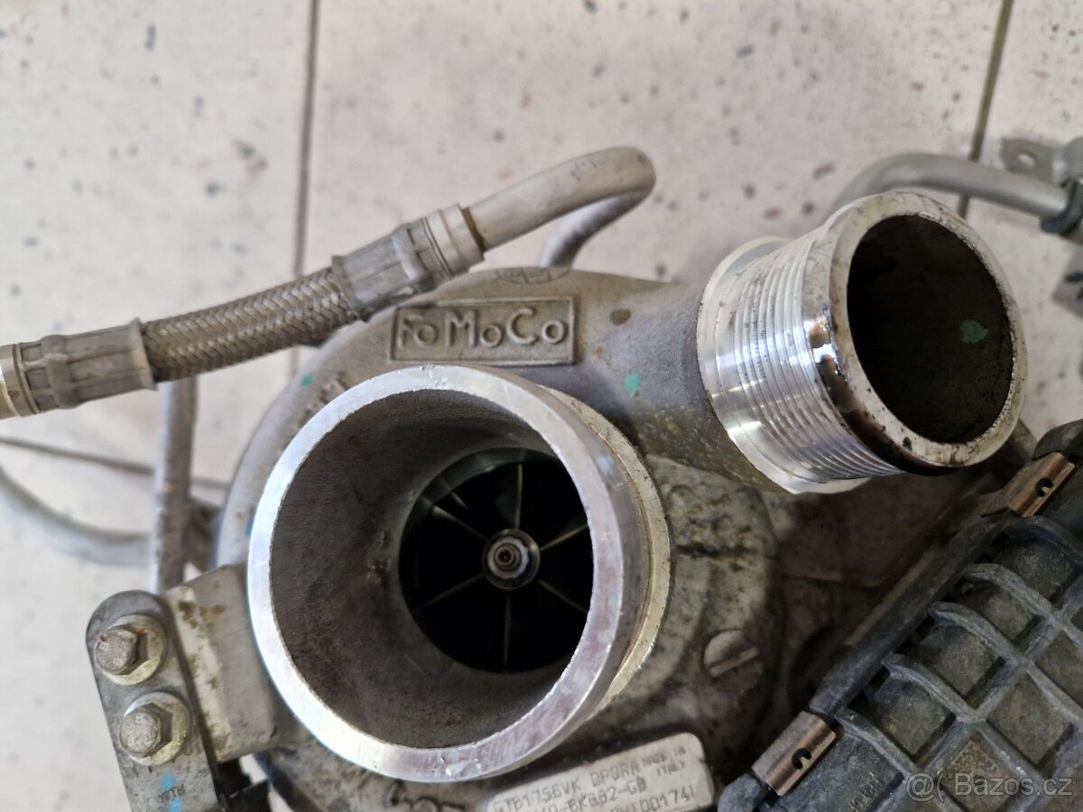 Range Rover 4.4 TDV8 pravé primární turbodmychadlo - 6
