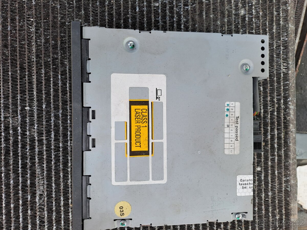 Náhradní díly 2 na Audi A4 - 6