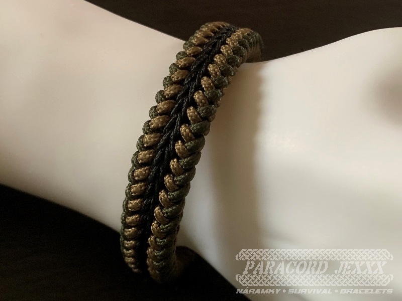Paracord náramek (19 cm) oliv - bronze - black - 6