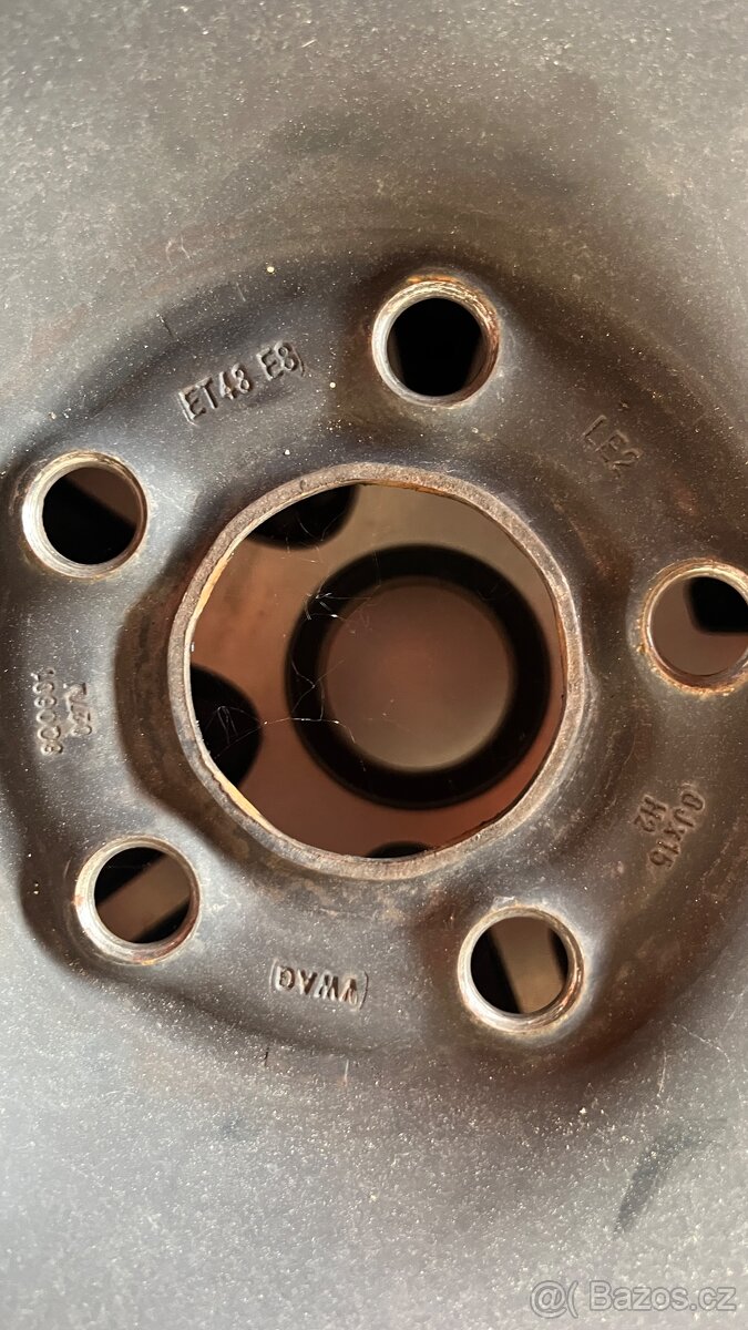 Plechová kola s letními pneu Barum 195/55 R15 - 6mm - 6