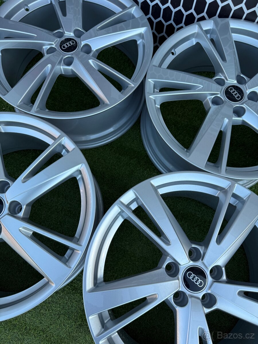 Originál alu kola Audi RS3 S3 A3 5x112 R19 nová sada - 6