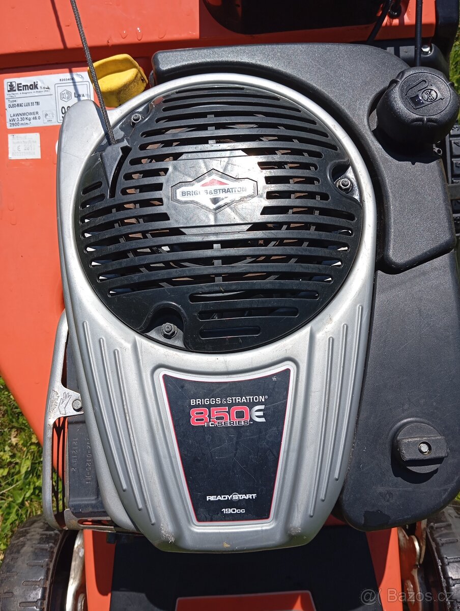 Sekačka Oleo-Mac LUX 55 TBI – silný motor B&S - 6