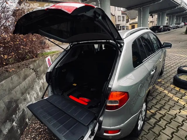 Renault Koleos 2,0DCi 4x4 110kw 2010 - 6