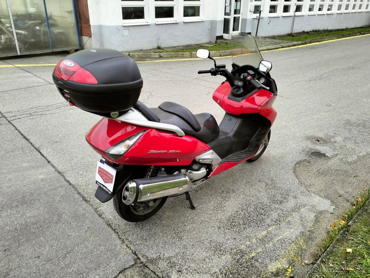 Honda FJS 600 Silver Wing - 6