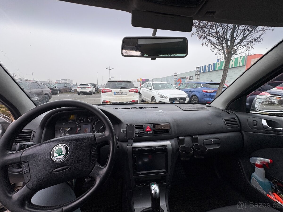 Škoda Octavia 1 combi - stříbrná - 6