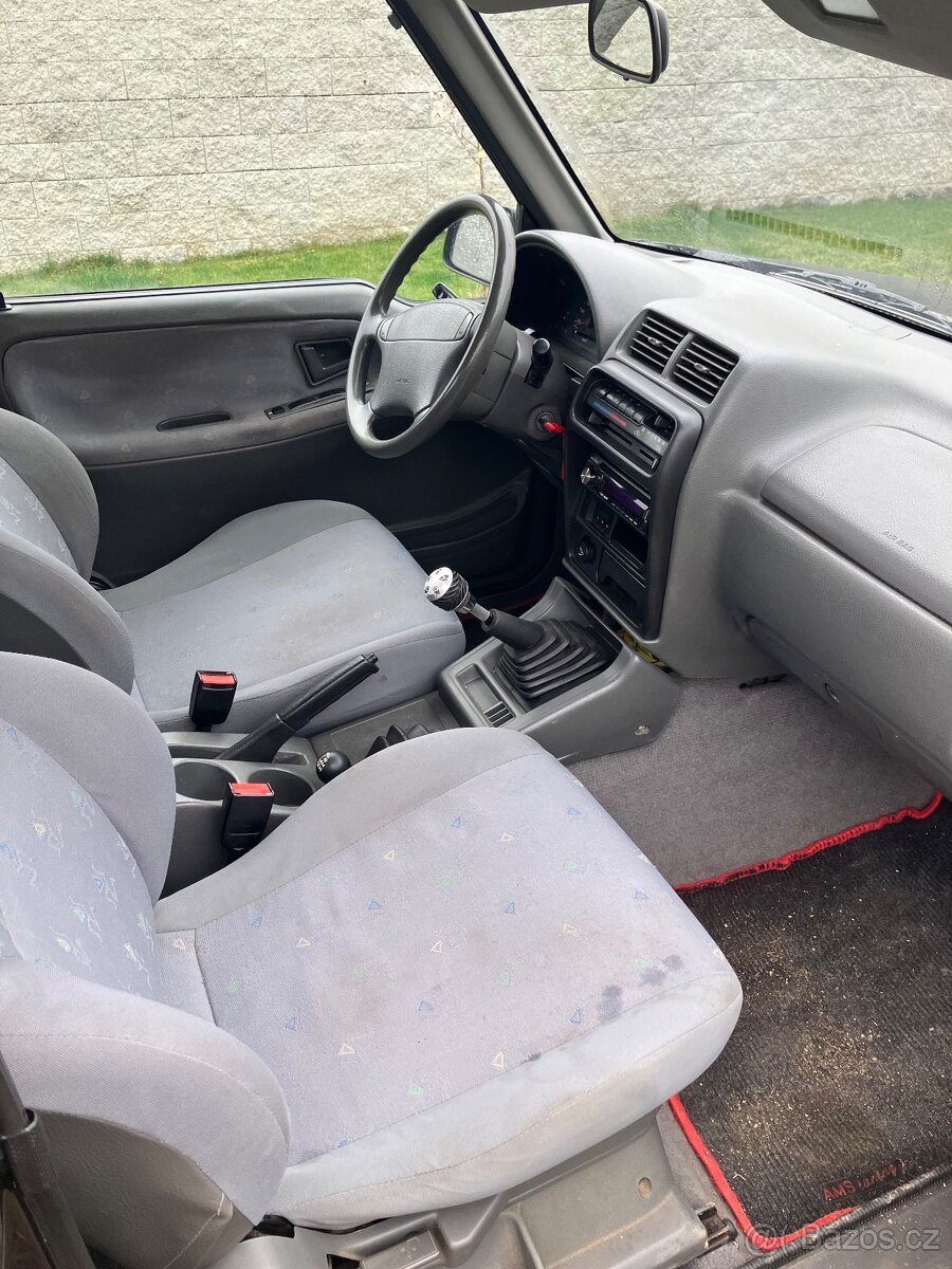 Suzuki Vitara 2.0 HDI - 6