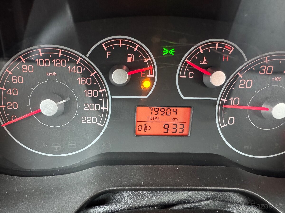 Fiat Punto 1.2 - 6