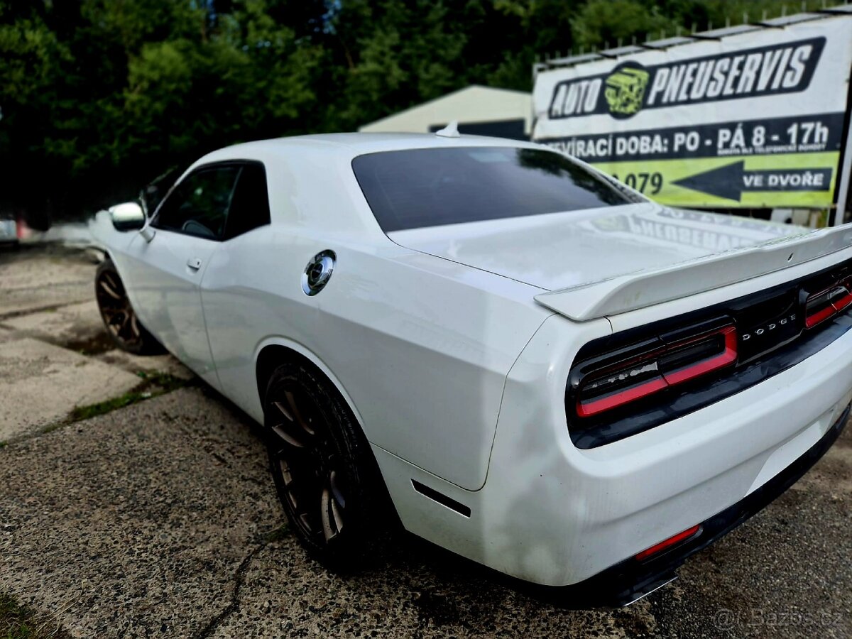 Dodge Challenger 6.4 SRT 485hp 8st automat - 6