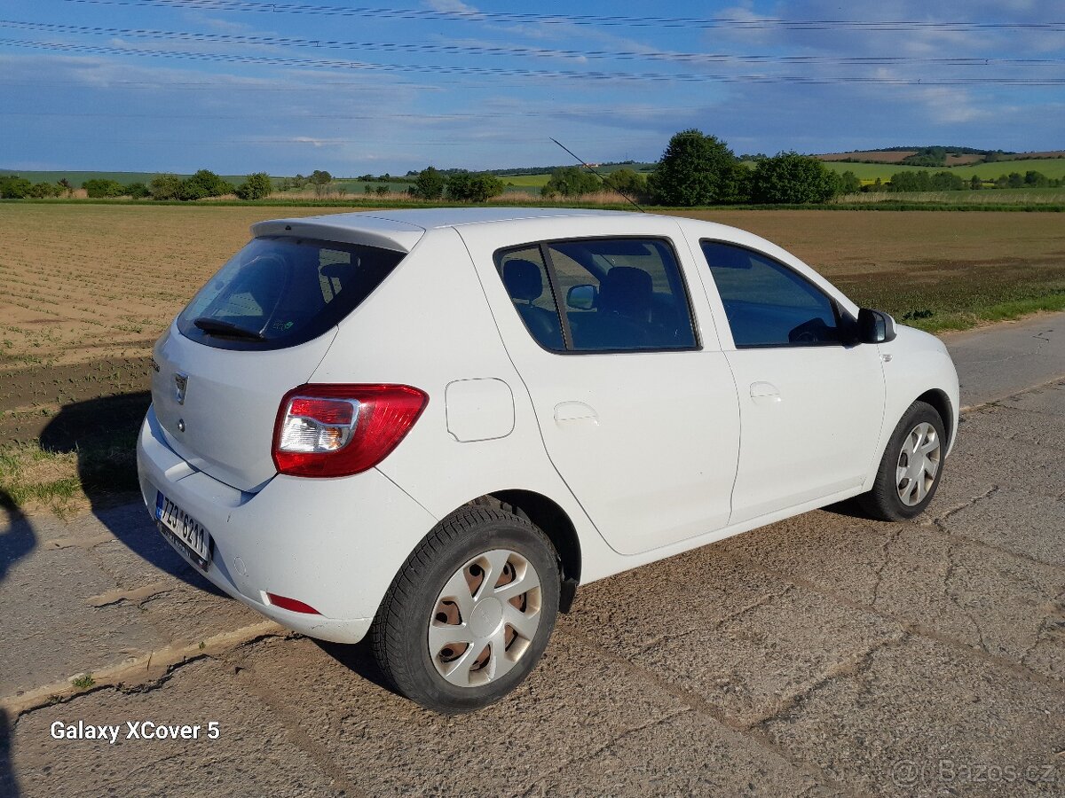 Dacia sandero. 0.9tce - 6