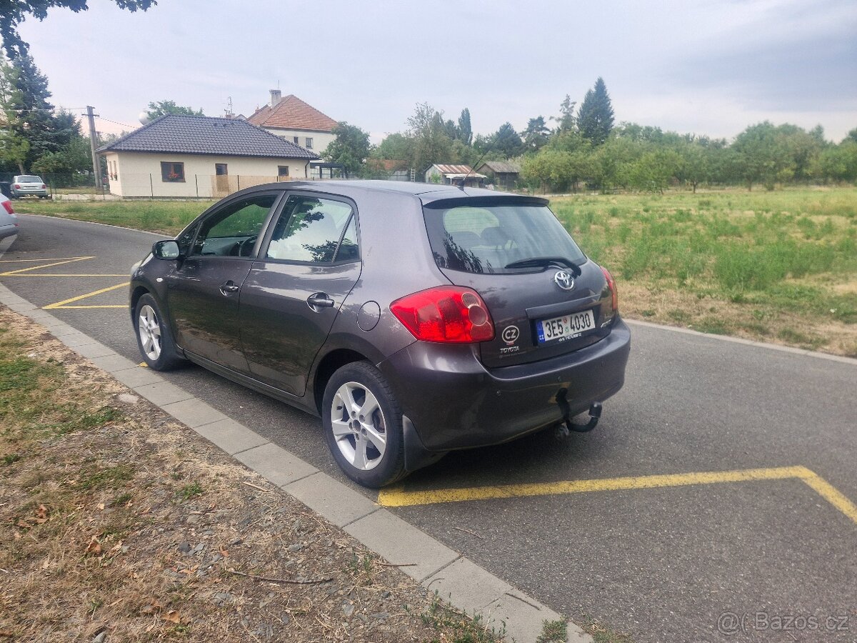 Toyota Auris 2.0 D-4D 93kw - 6