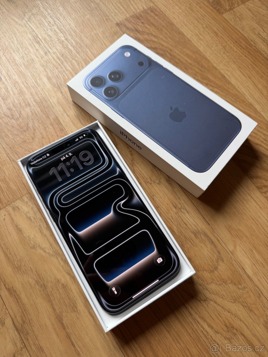 Apple iPhone 17 Pro Max 256GB modrý - 6